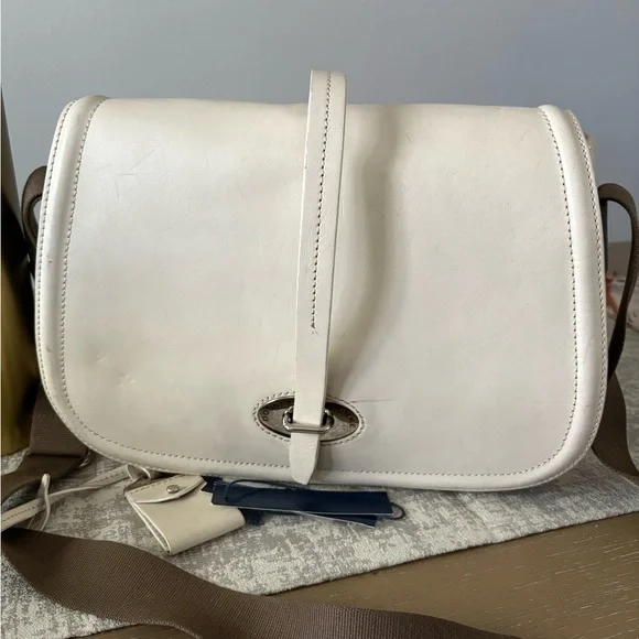 Florentine Toscana Saddle Bag - Picture 6 of 10